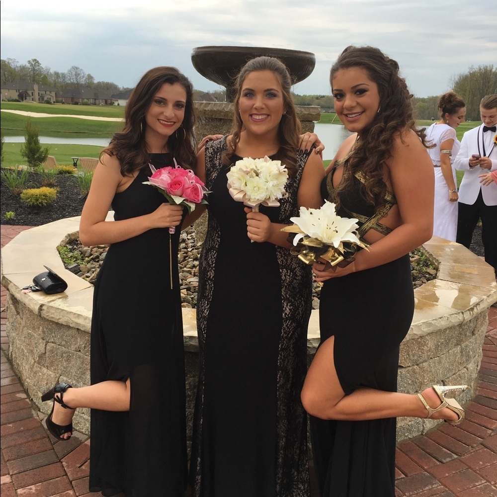 Black lace long prom dress
